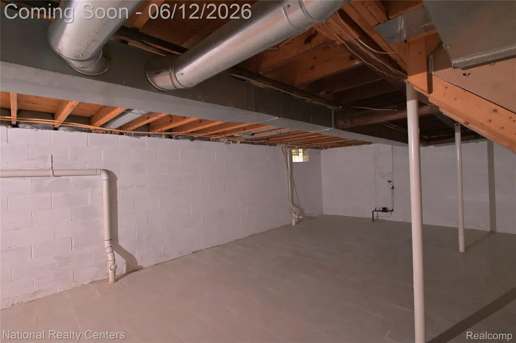 28802 Birchlawn Street Garden City City MI 48135