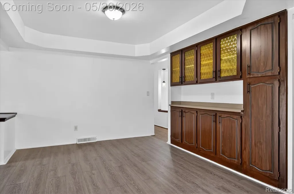 2995 Groves Drive Sterling Heights City MI 48310