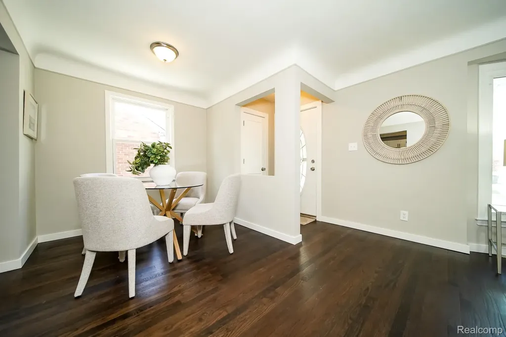 23610 Morton Street Oak Park City MI 48237