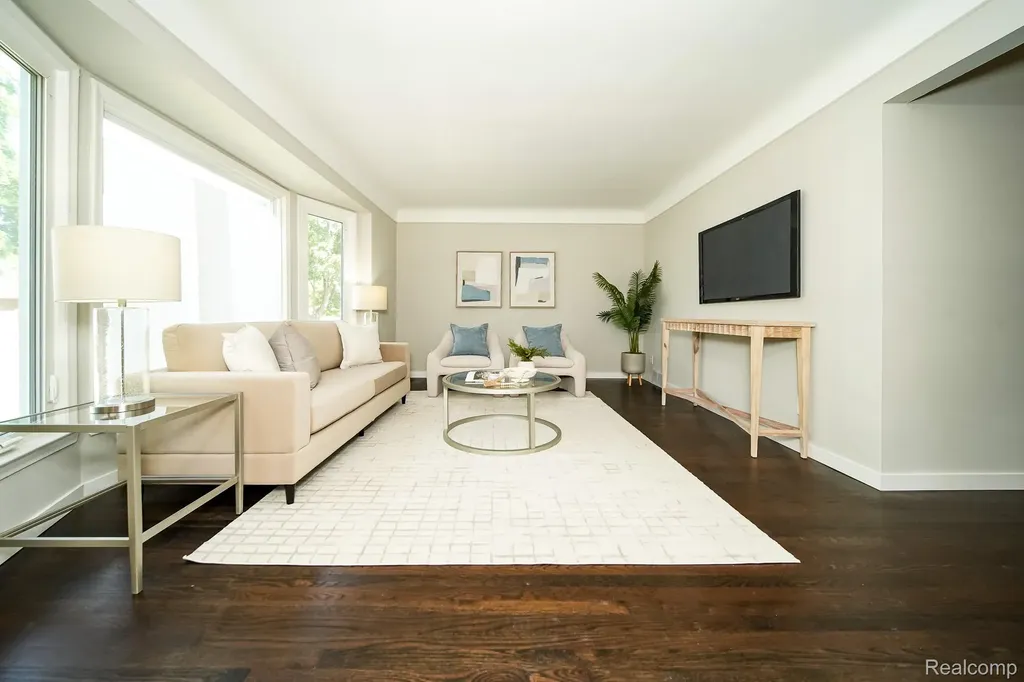 23610 Morton Street Oak Park City MI 48237