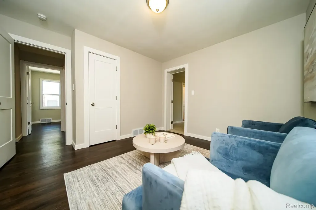 23610 Morton Street Oak Park City MI 48237
