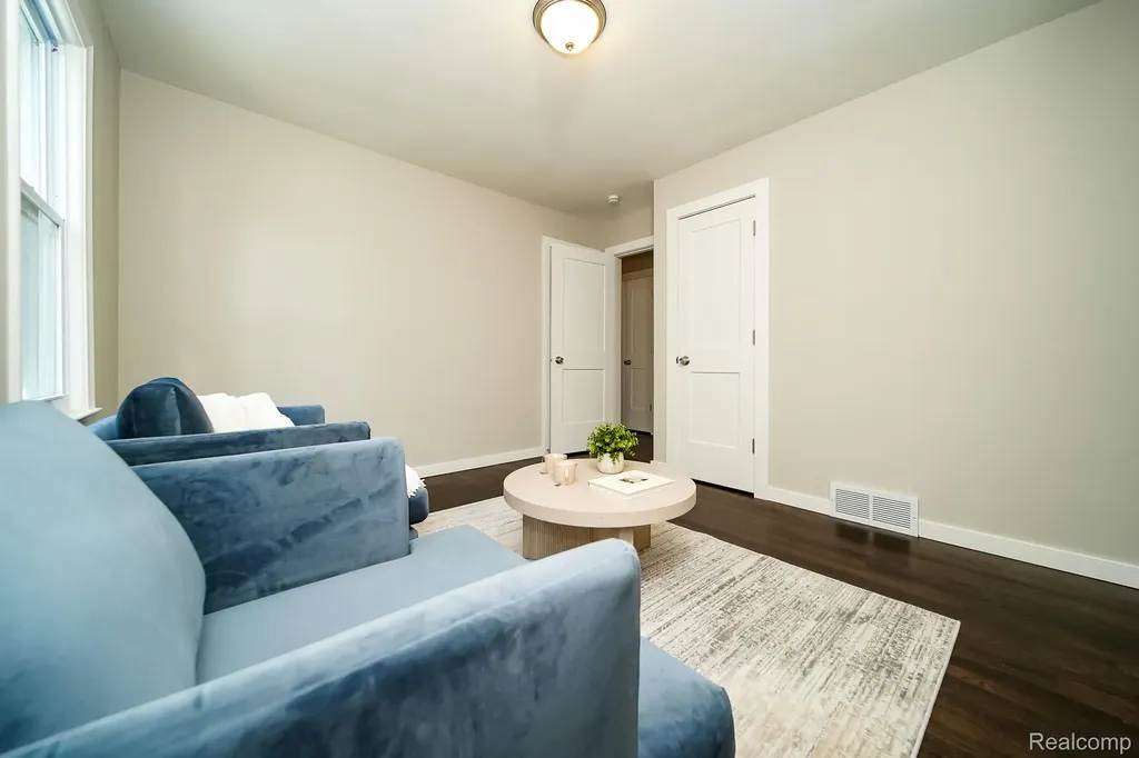 23610 Morton Street Oak Park City MI 48237