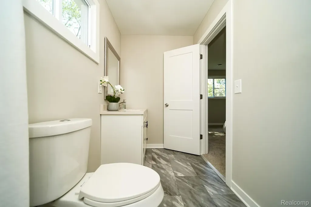23610 Morton Street Oak Park City MI 48237