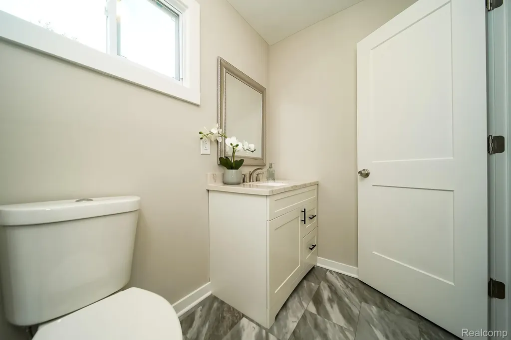 23610 Morton Street Oak Park City MI 48237