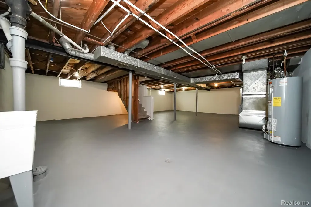 23610 Morton Street Oak Park City MI 48237