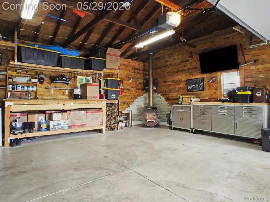 5499 Robin Drive Grand Blanc Charter Township MI 48439