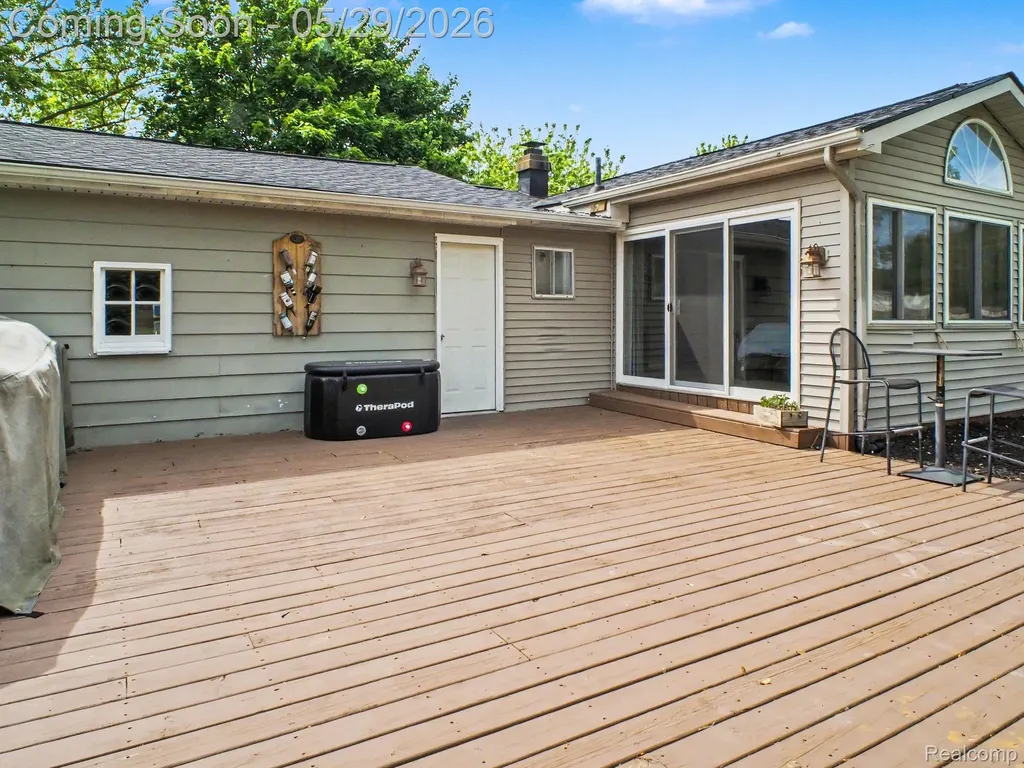 5499 Robin Drive Grand Blanc Charter Township MI 48439