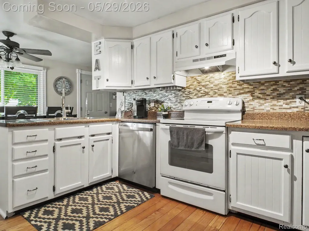 5499 Robin Drive Grand Blanc Charter Township MI 48439