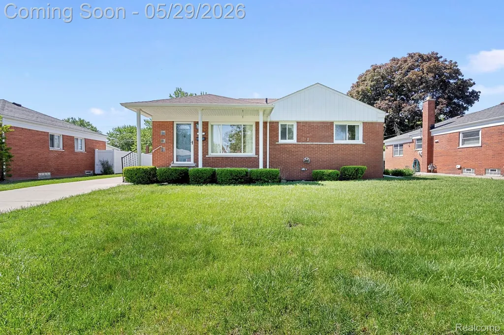 3327 N Lynn Court Trenton City MI 48183