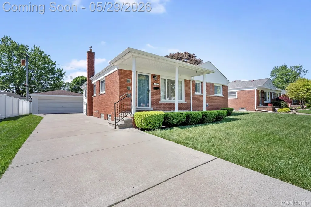 3327 N Lynn Court Trenton City MI 48183