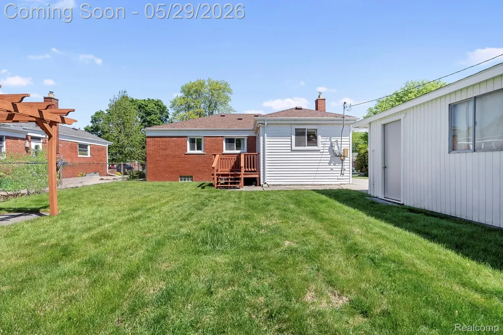 3327 N Lynn Court Trenton City MI 48183