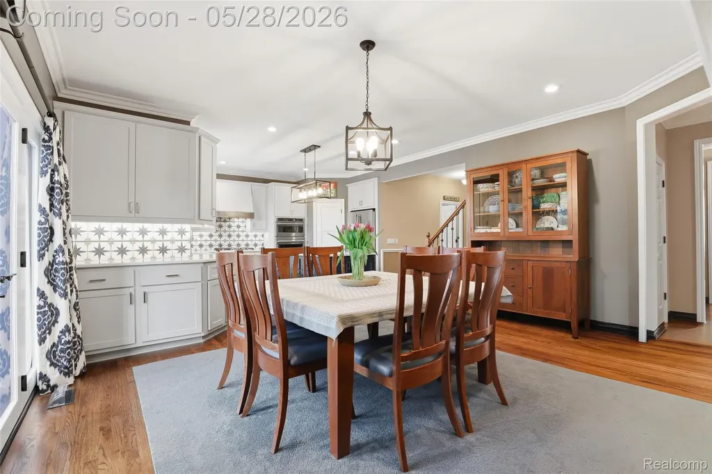 668 Springview Drive Rochester City MI 48307