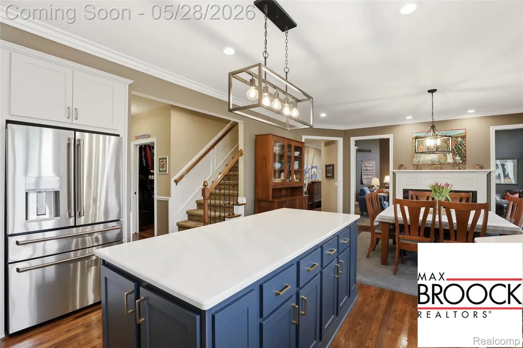 668 Springview Drive Rochester City MI 48307