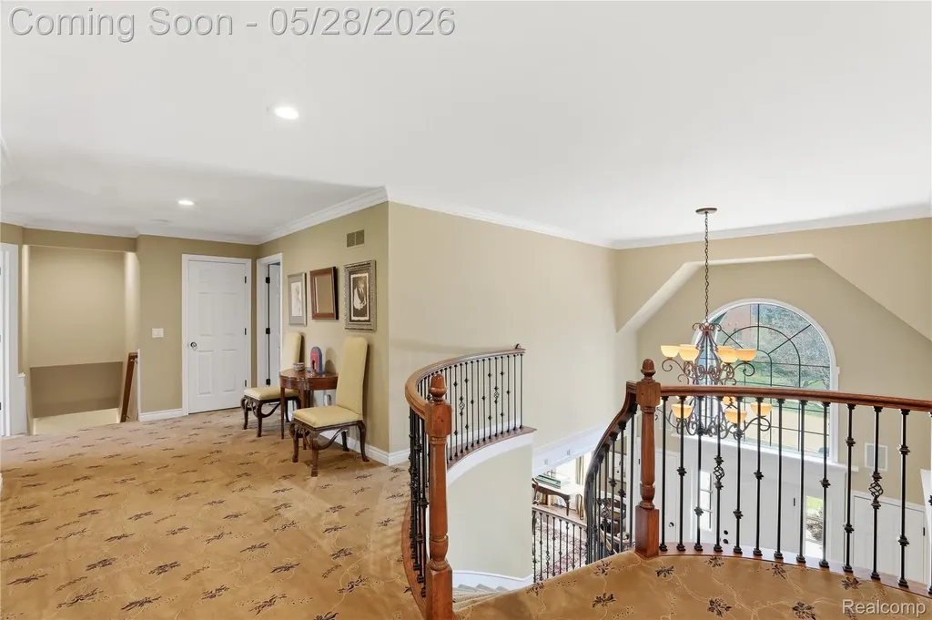 668 Springview Drive Rochester City MI 48307
