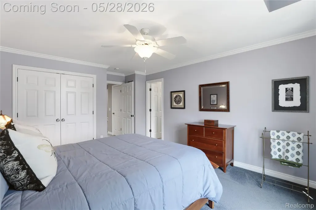 668 Springview Drive Rochester City MI 48307