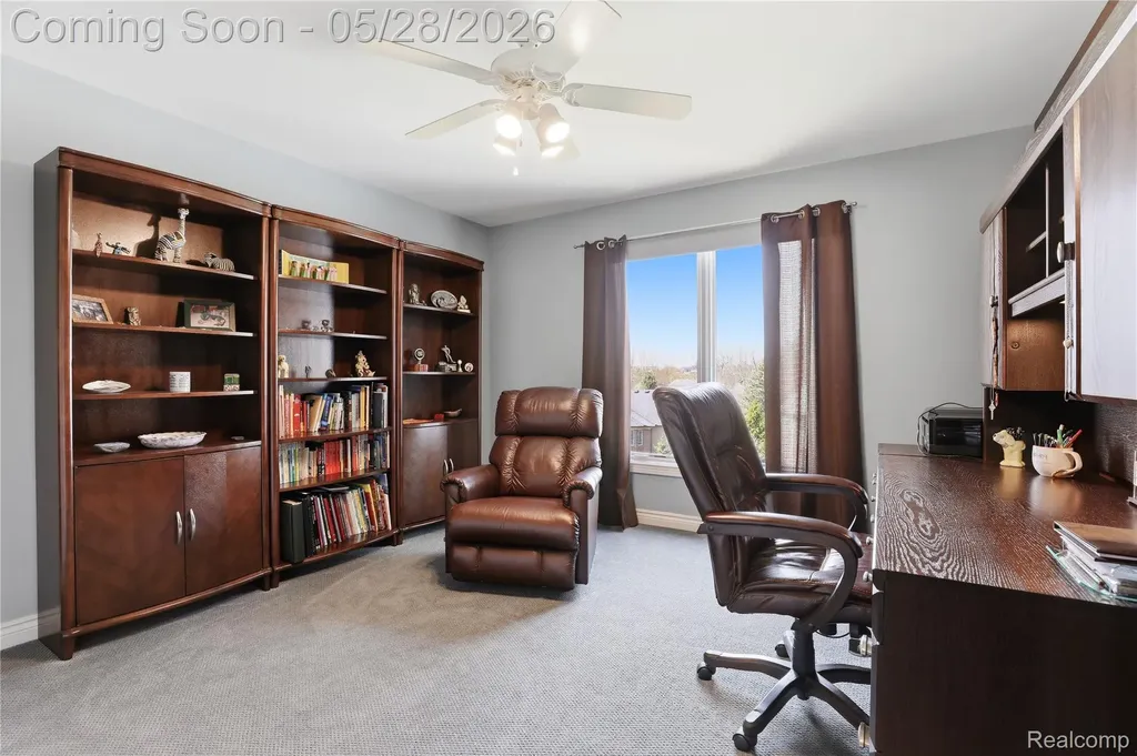 668 Springview Drive Rochester City MI 48307