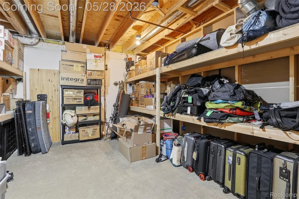 668 Springview Drive Rochester City MI 48307