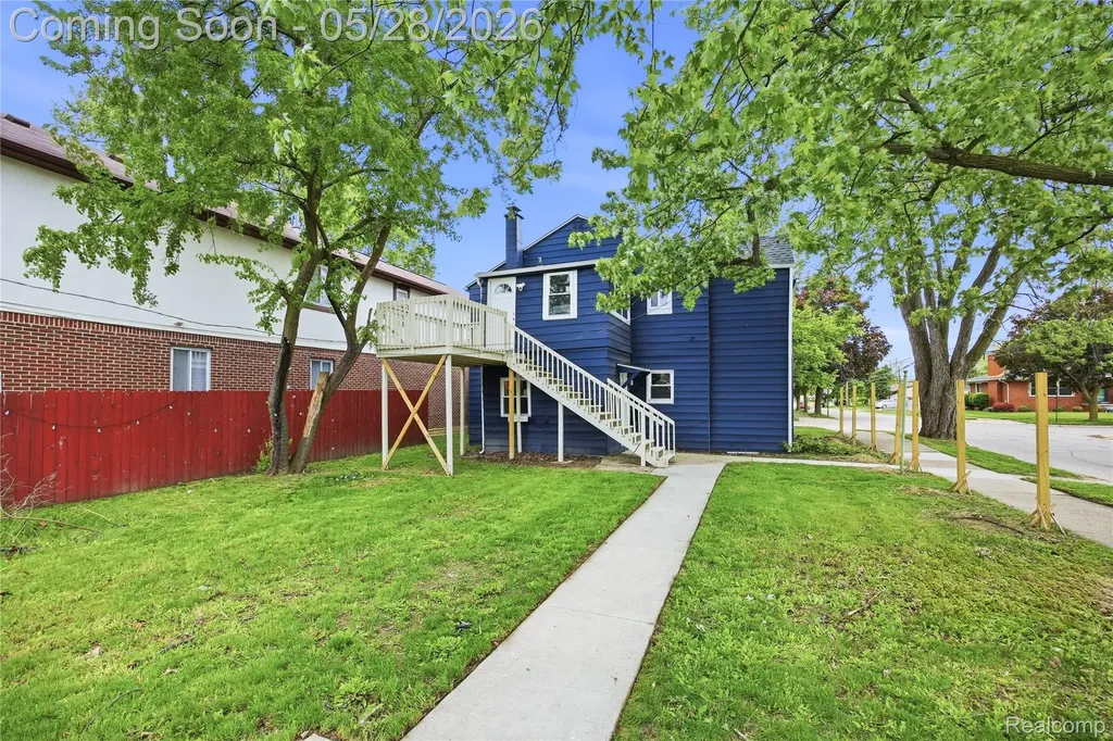17128 Cicotte Avenue Allen Park City MI 48101