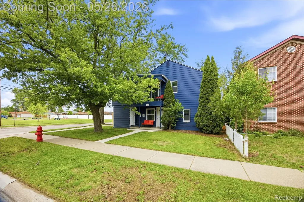 17128 Cicotte Avenue Allen Park City MI 48101