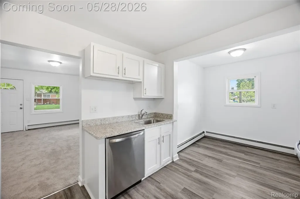 17128 Cicotte Avenue Allen Park City MI 48101