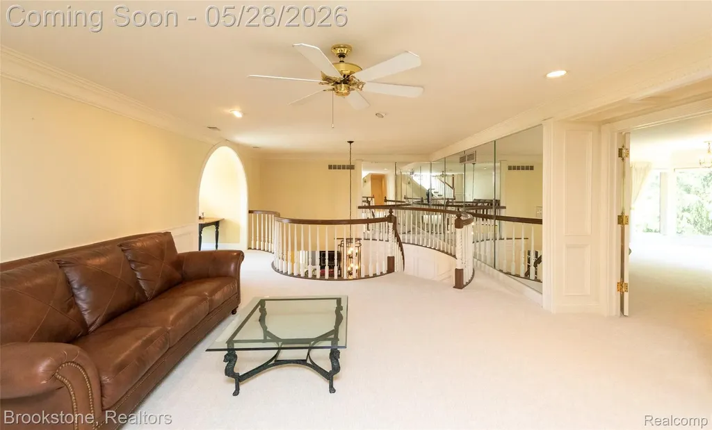 1494 Highpoint Oakland Charter Township MI 48306