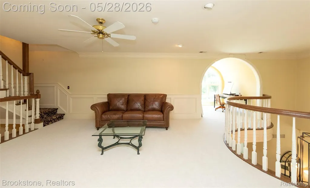 1494 Highpoint Oakland Charter Township MI 48306
