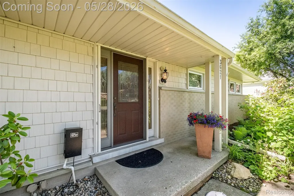 3621 Berkshire Drive Bloomfield Charter Township MI 48301