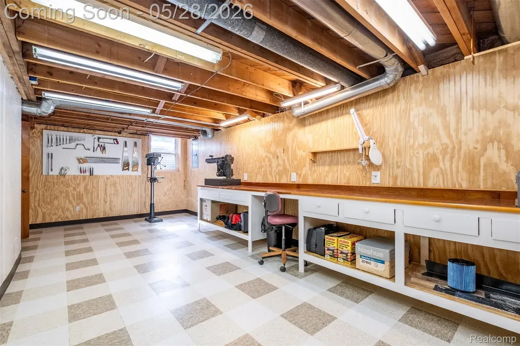 3621 Berkshire Drive Bloomfield Charter Township MI 48301
