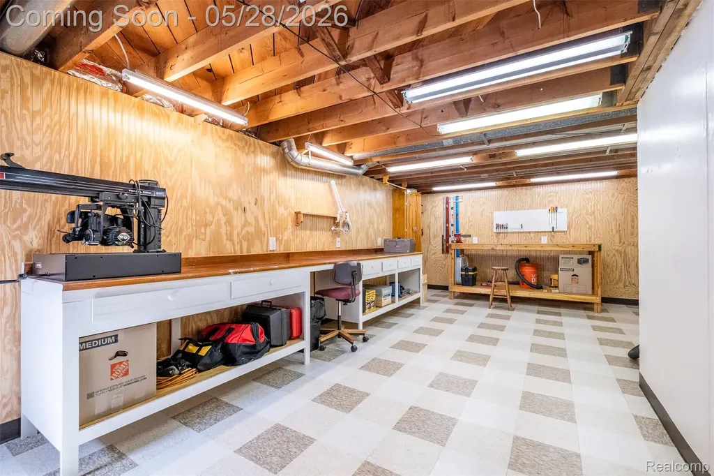 3621 Berkshire Drive Bloomfield Charter Township MI 48301