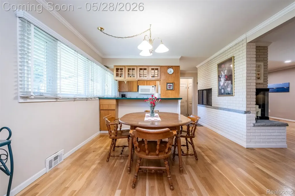 3621 Berkshire Drive Bloomfield Charter Township MI 48301