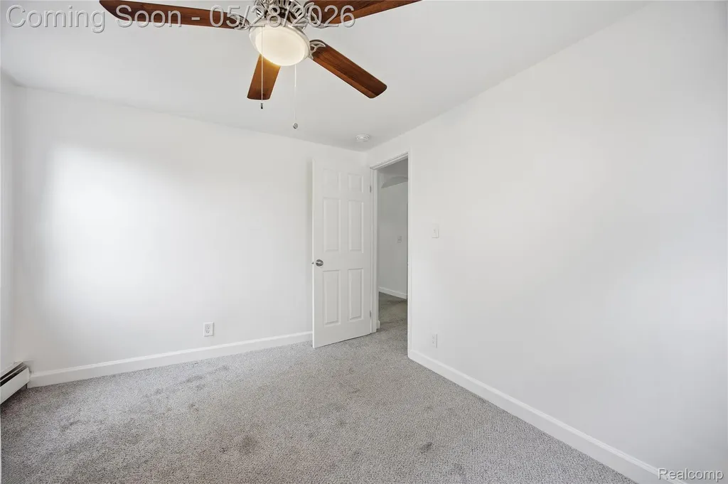 17128 Cicotte Avenue NW Allen Park City MI 48101