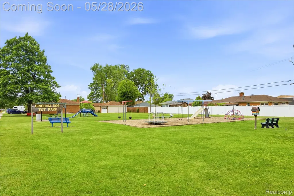 17128 Cicotte Avenue Allen Park City MI 48101