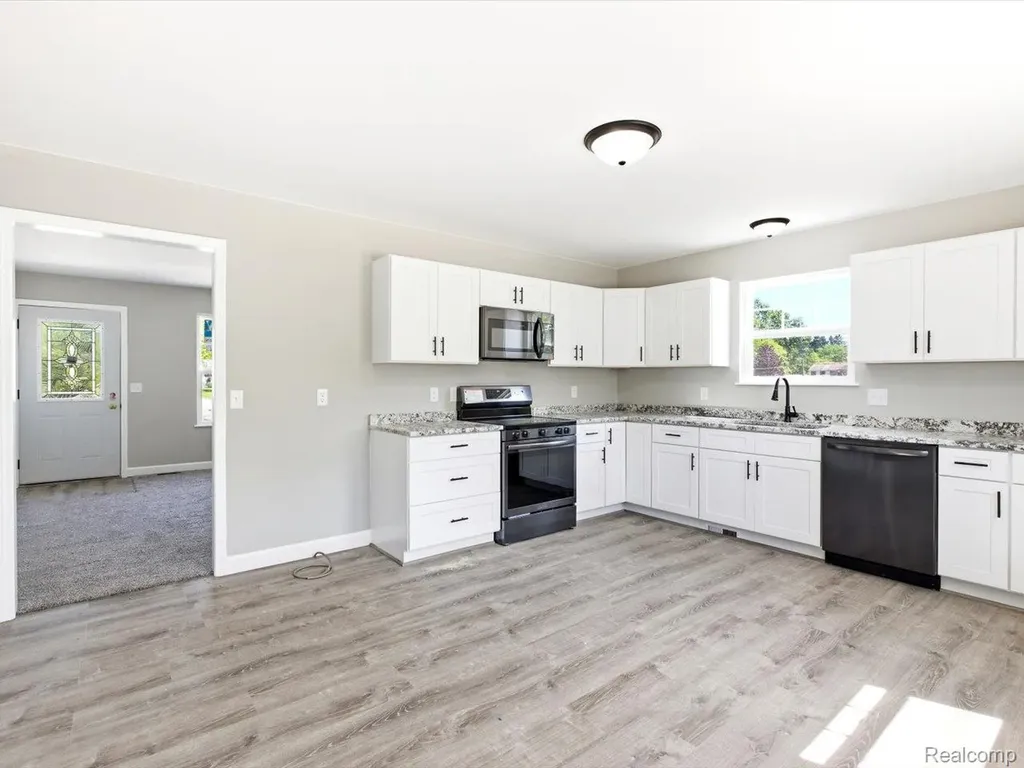 2941 Beach Road Port Huron Charter Township MI 48060