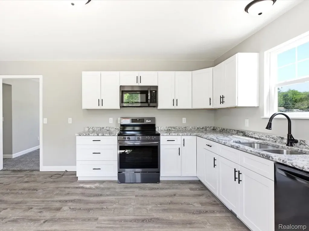 2941 Beach Road Port Huron Charter Township MI 48060