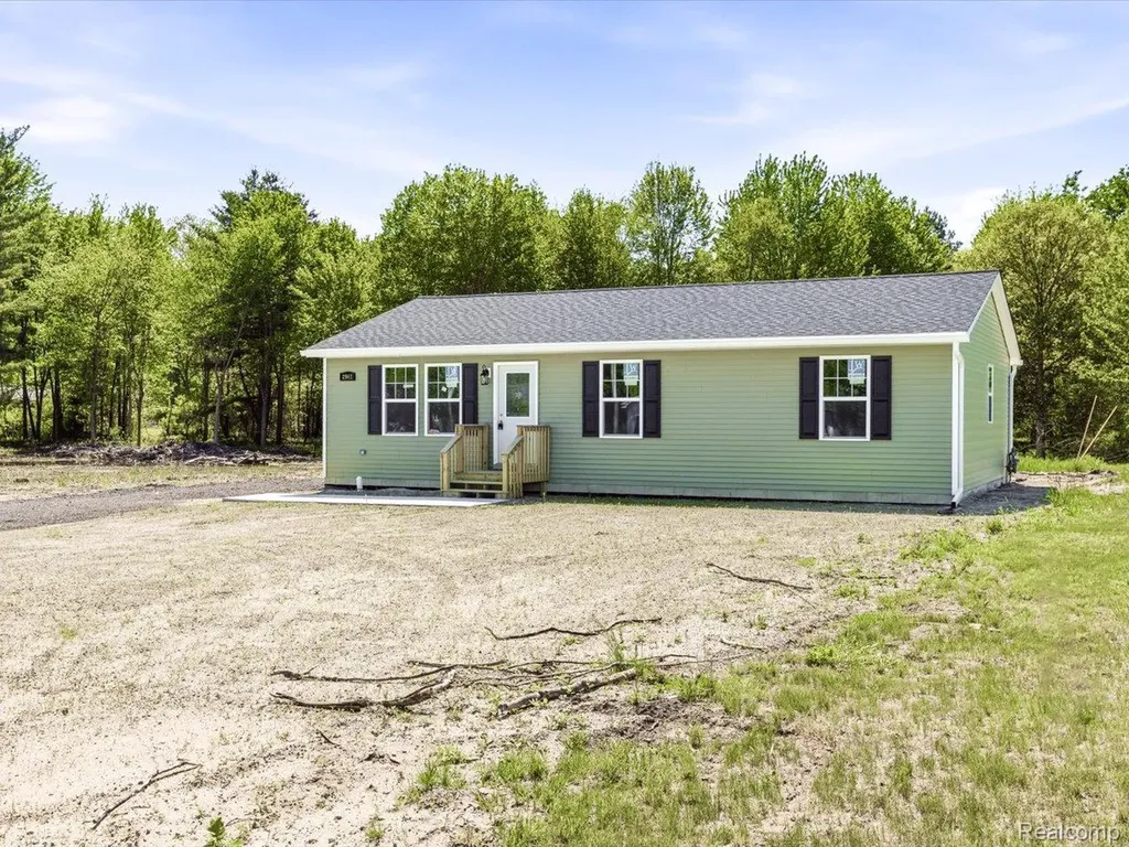 2941 Beach Road Port Huron Charter Township MI 48060