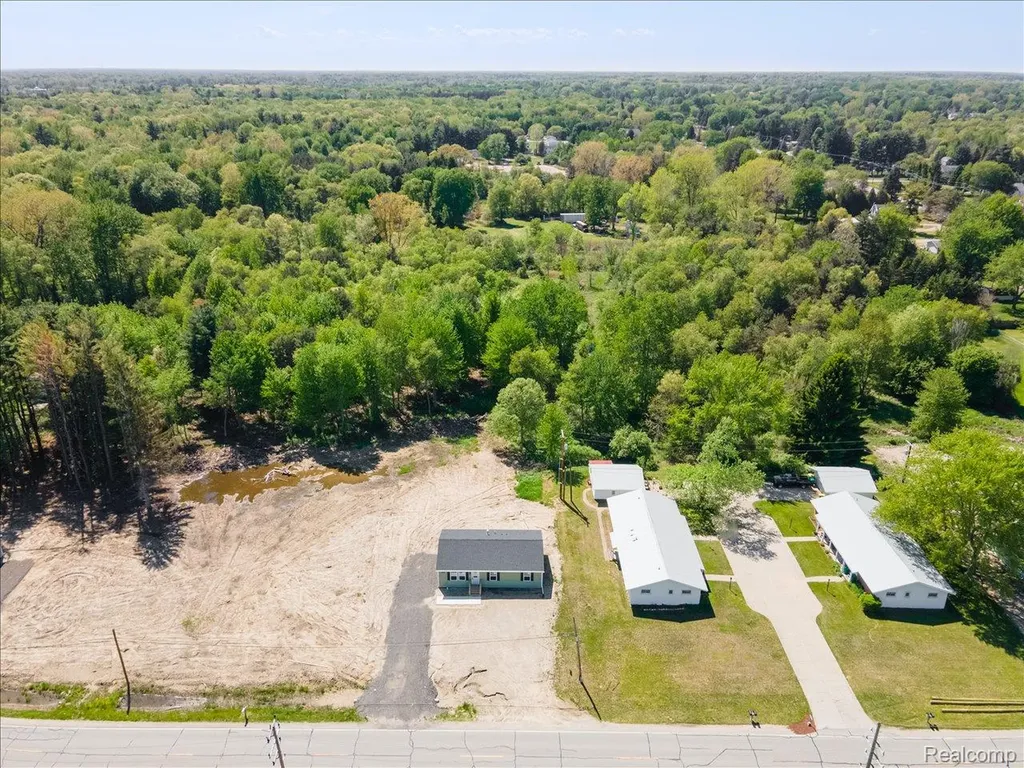 2941 Beach Road Port Huron Charter Township MI 48060