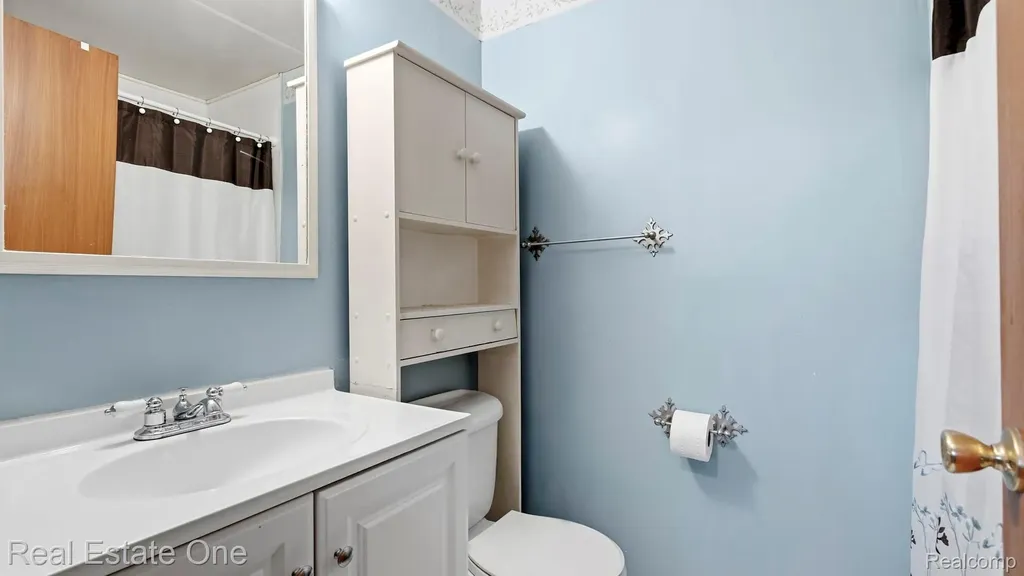 9384 Elaine Court Taylor City MI 48180