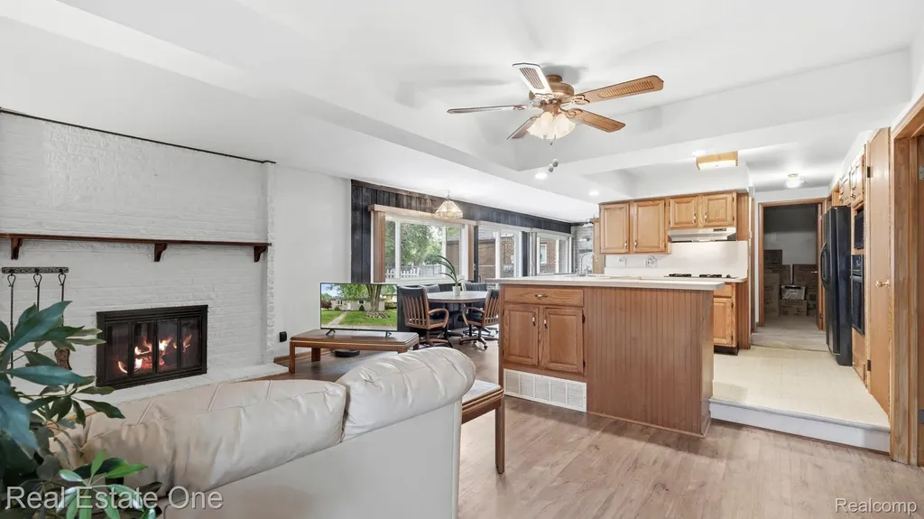 9384 Elaine Court Taylor City MI 48180
