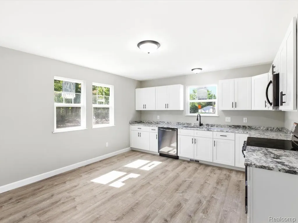 2921 Beach Road Port Huron Charter Township MI 48060