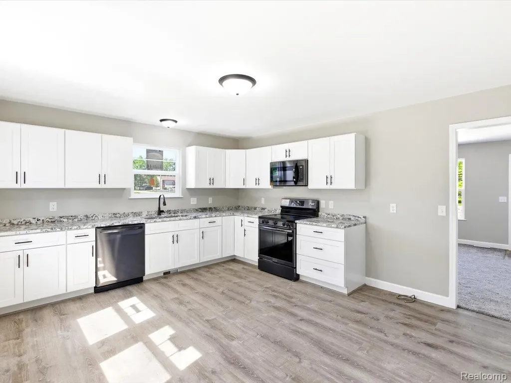 2921 Beach Road Port Huron Charter Township MI 48060