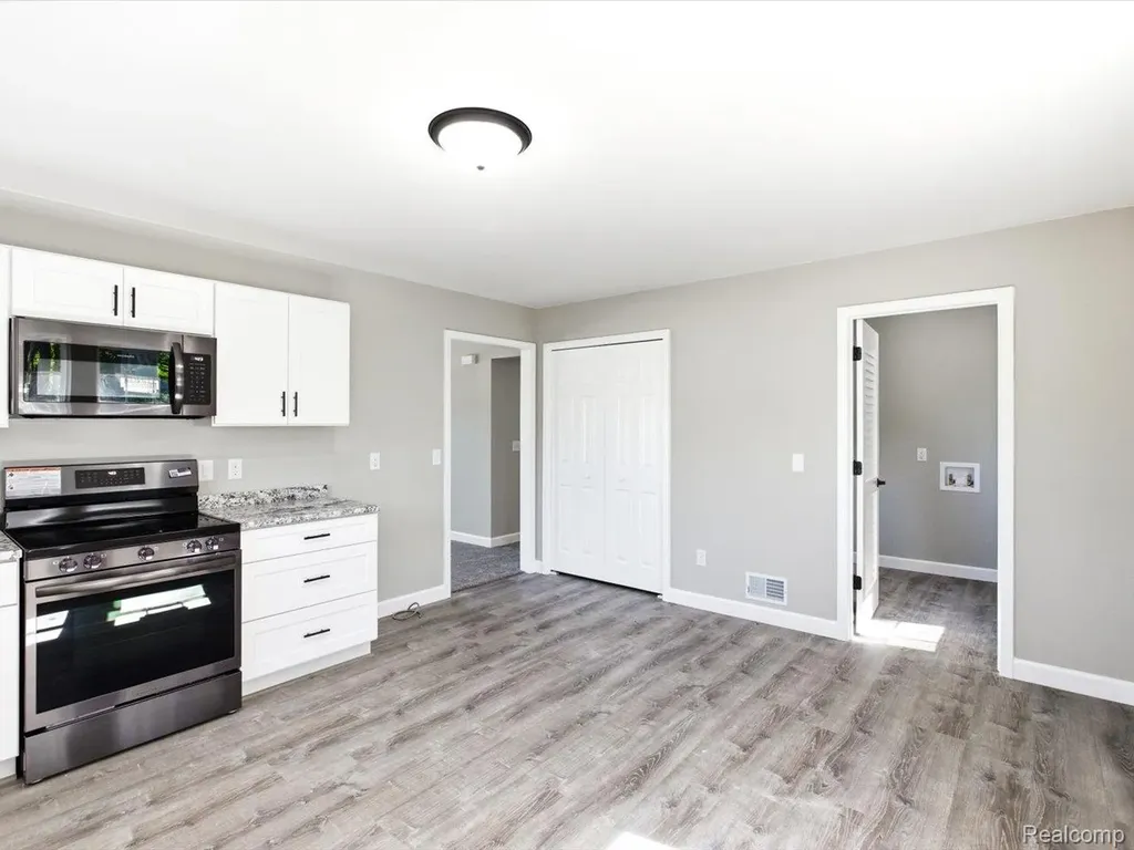 2921 Beach Road Port Huron Charter Township MI 48060