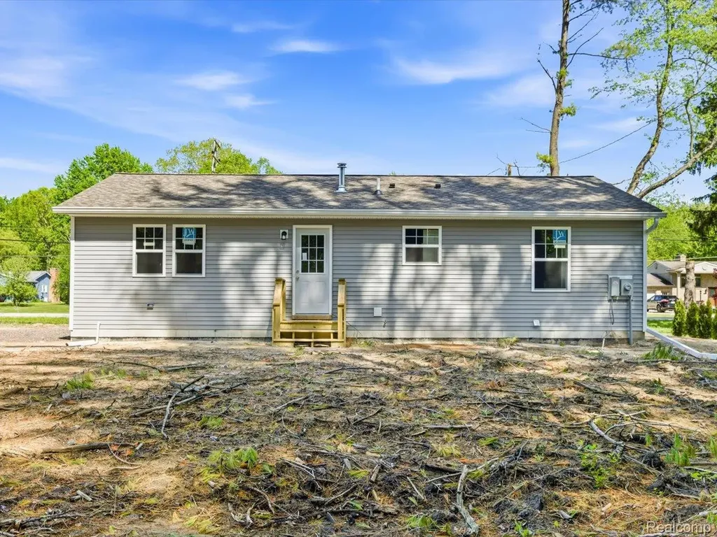 2921 Beach Road Port Huron Charter Township MI 48060