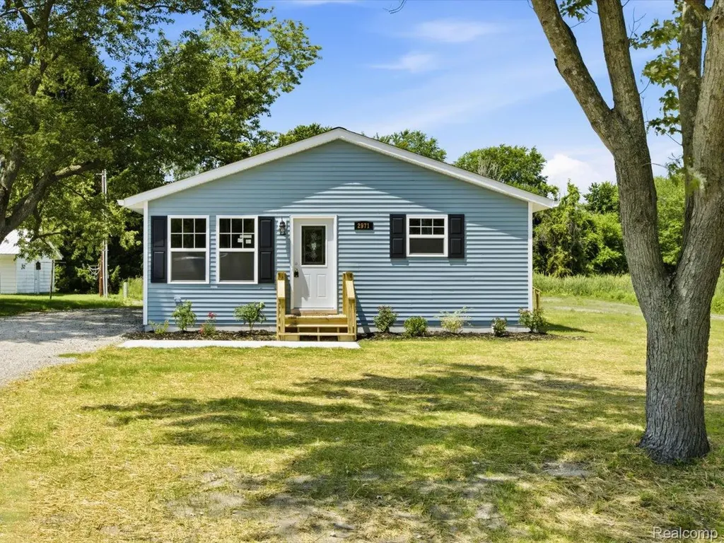 2971 Beach Road Port Huron Charter Township MI 48060