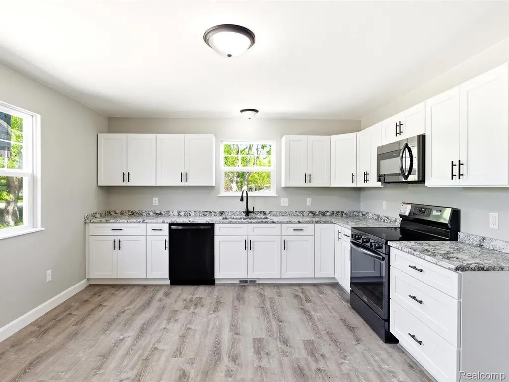 2971 Beach Road Port Huron Charter Township MI 48060