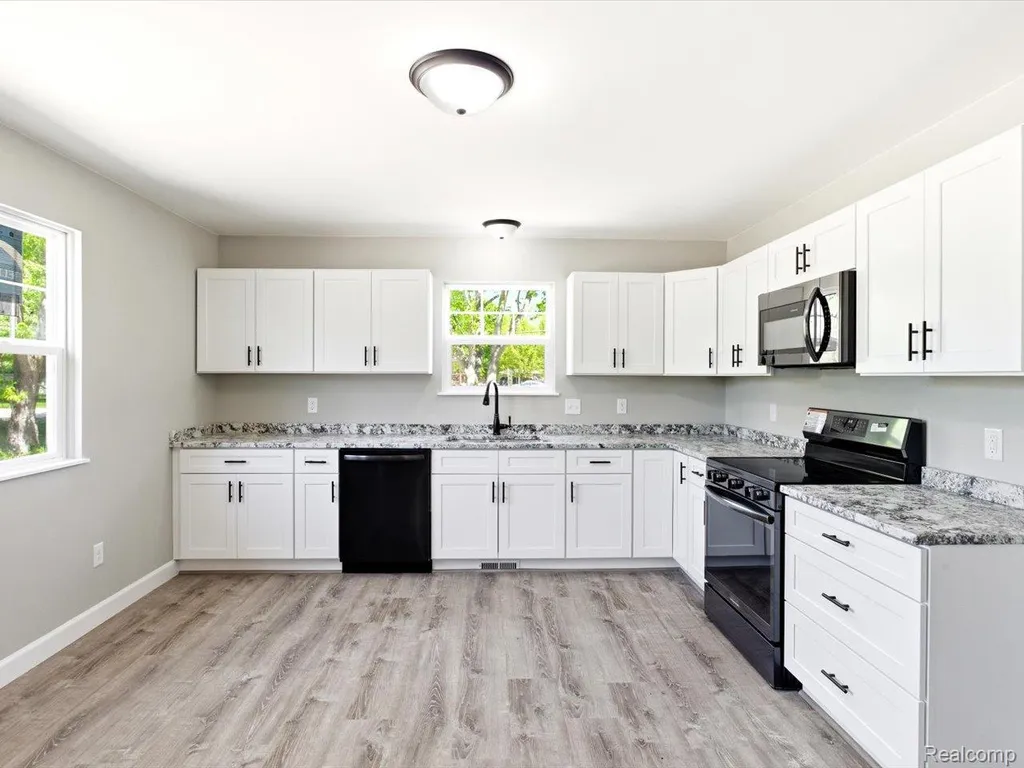 2971 Beach Road Port Huron Charter Township MI 48060