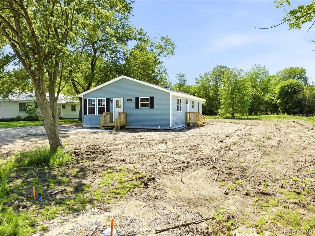 2971 Beach Road Port Huron Charter Township MI 48060