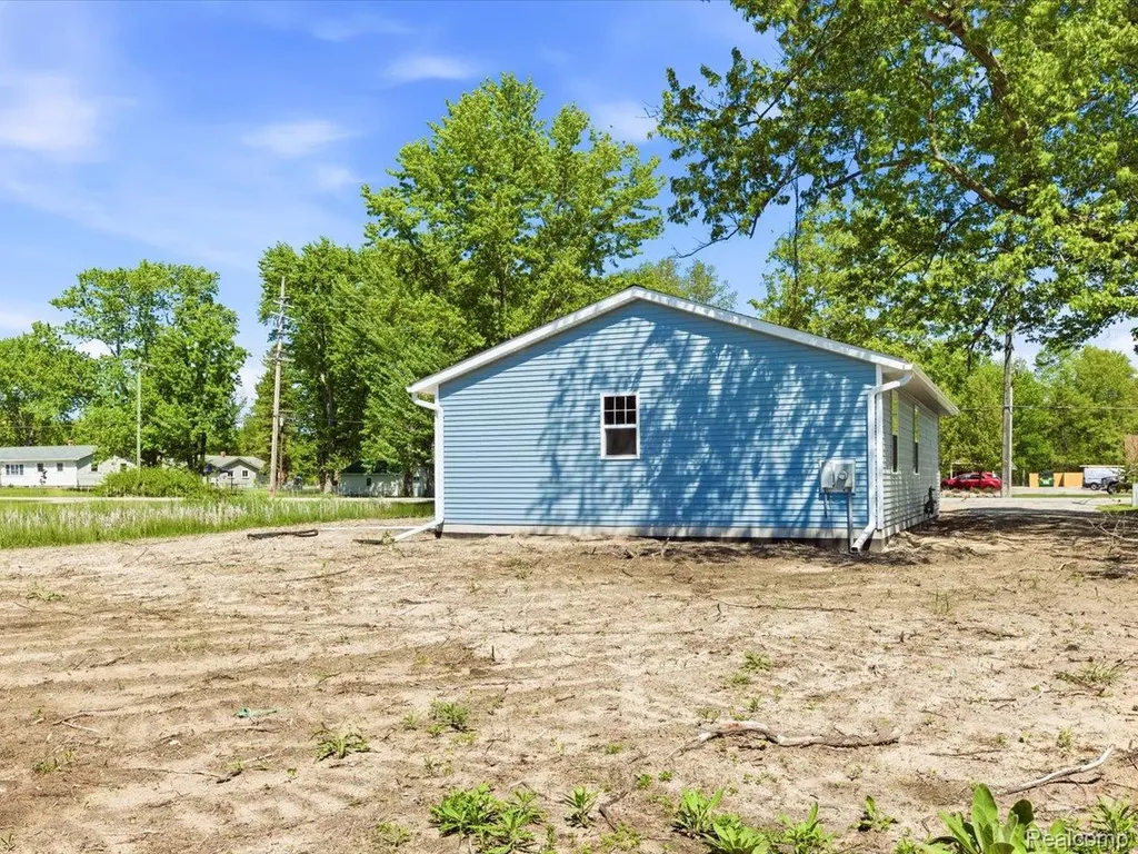 2971 Beach Road Port Huron Charter Township MI 48060