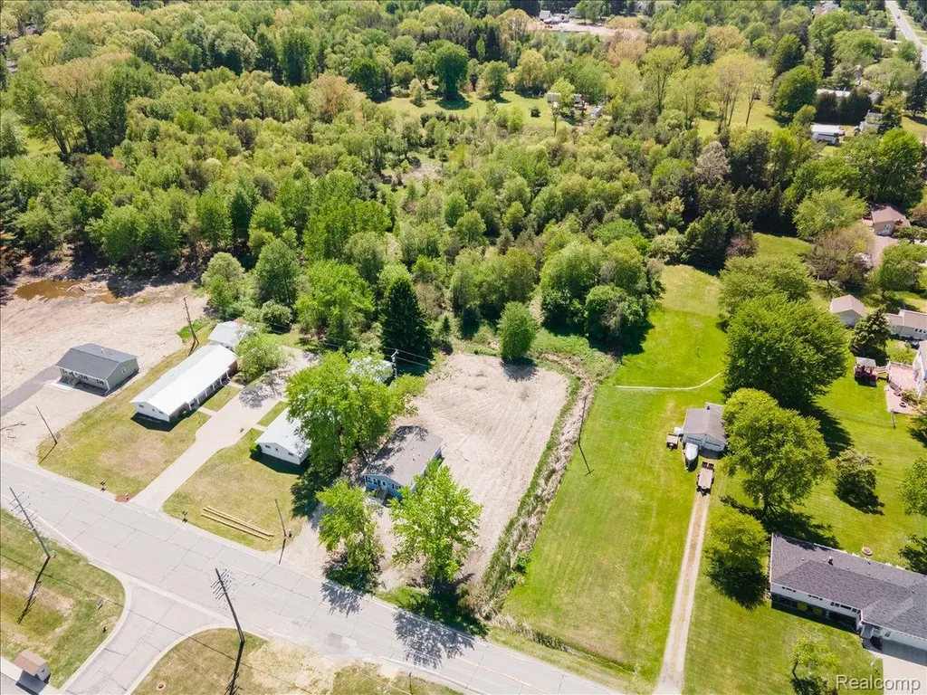 2971 Beach Road Port Huron Charter Township MI 48060