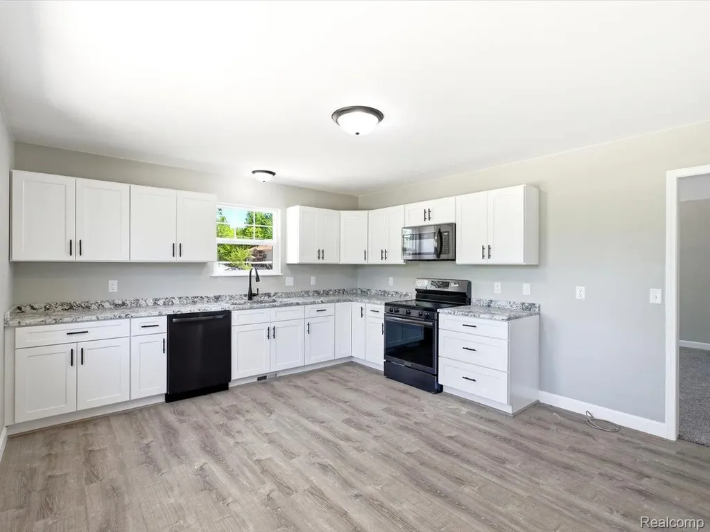 2971 Beach Road Port Huron Charter Township MI 48060