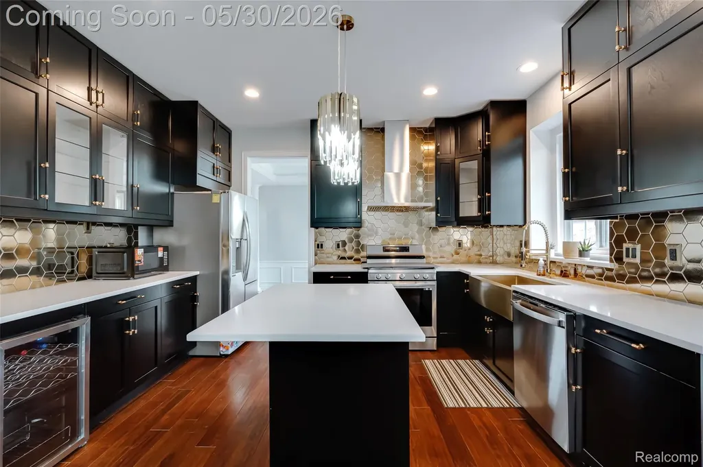 6330 Sadie Lane Van Buren Charter Township MI 48111